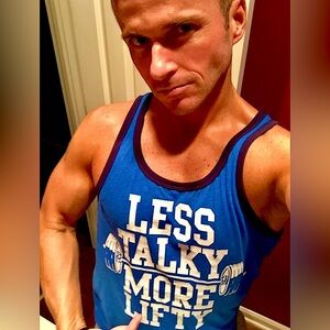 Mens tank size S Small